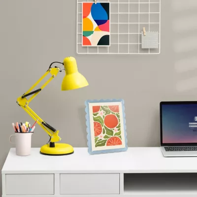 Pink Sky 5 X 7 Scallop Edge Blue Acrylic 1-Opening Tabletop Frame