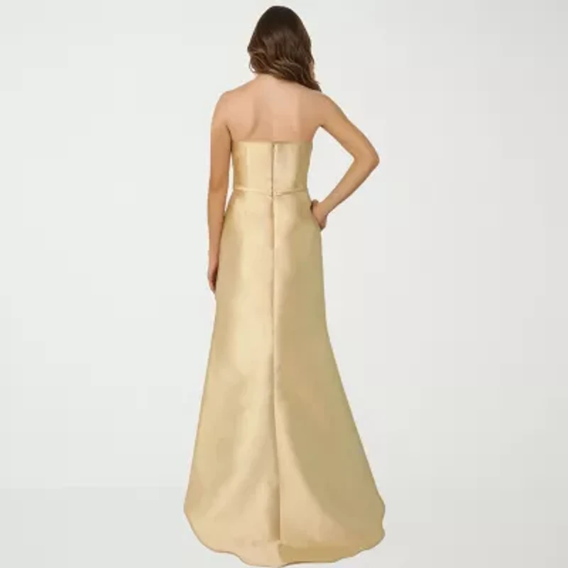 Rene by Ruiz Collection Womens Sleeveless Evening Gown