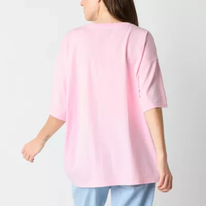 Womens Crew Neck Short Sleeve Oversized Alice Wonderland Juniors Graphic T-Shirt