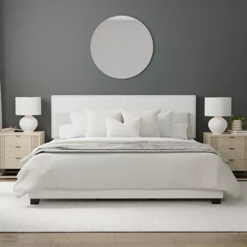 Gayle Nailheadtrim Rectangular Bed