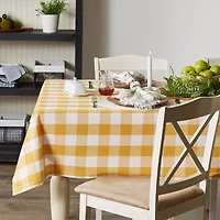 Design Imports Honey Gold Buffalo Check Tablecloth