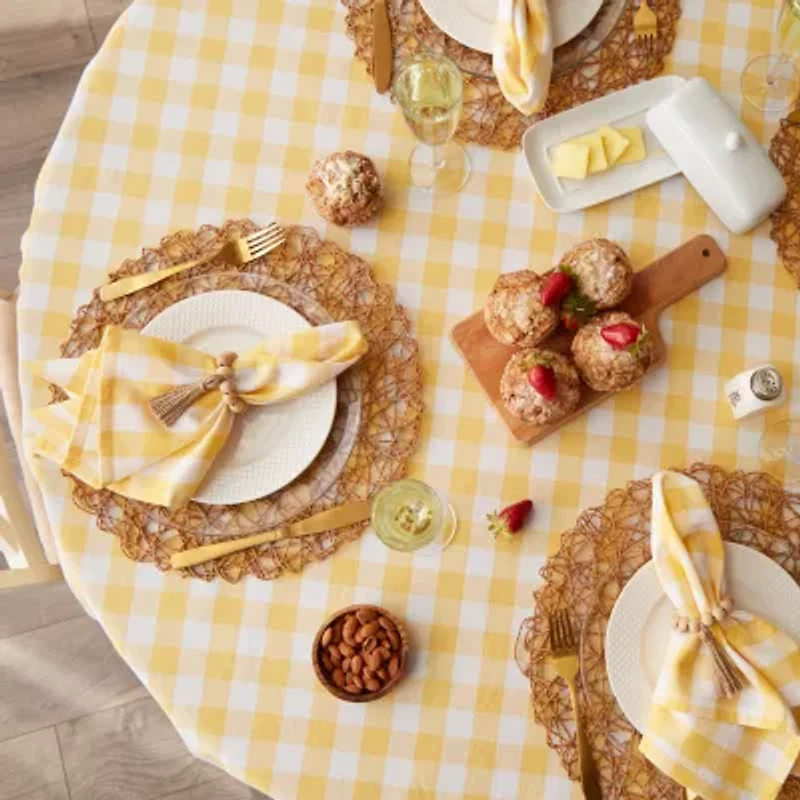 Design Imports Checkered Tabletop Tablecloth