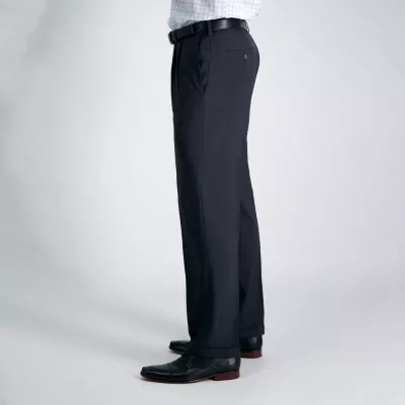 Haggar E-CLO Mens Classic Fit Pleated Pant