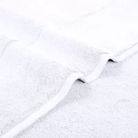 Liz Claiborne Signature Plush Bath Towel
