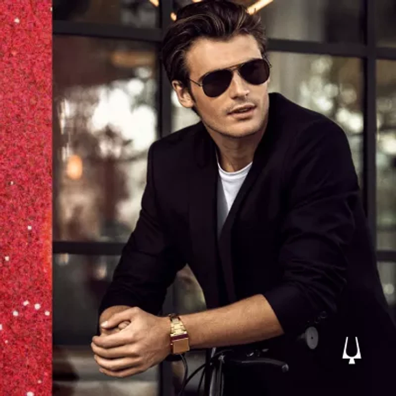 Bulova Computron Mens Digital Gold Tone Stainless Steel Bracelet Watch 97c110