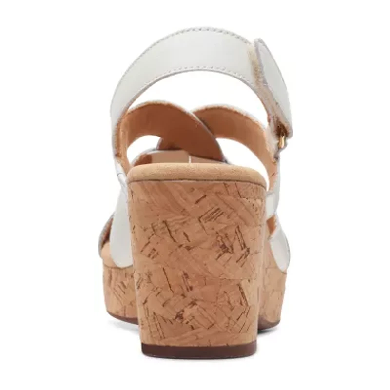 Clarks Womens Giselle Beach Wedge Sandals