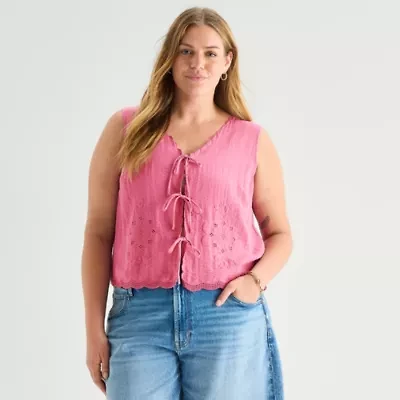 a.n.a Womens Plus V Neck Sleeveless Embroidered Vest