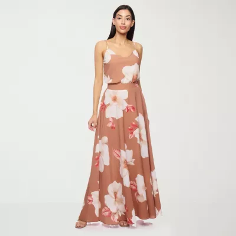 Premier Amour Floral Womens V Neck Sleeveless Camisole