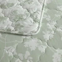 Laura Ashley Adorabelle Quilt Set