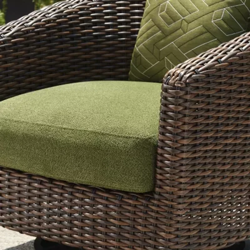 Signature Design by Ashley Hoquiam Outdoor Swivel Lounge Chair with Cushion