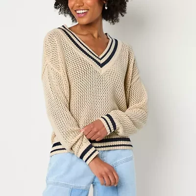Arizona Juniors Womens V Neck Long Sleeve Pullover Sweater