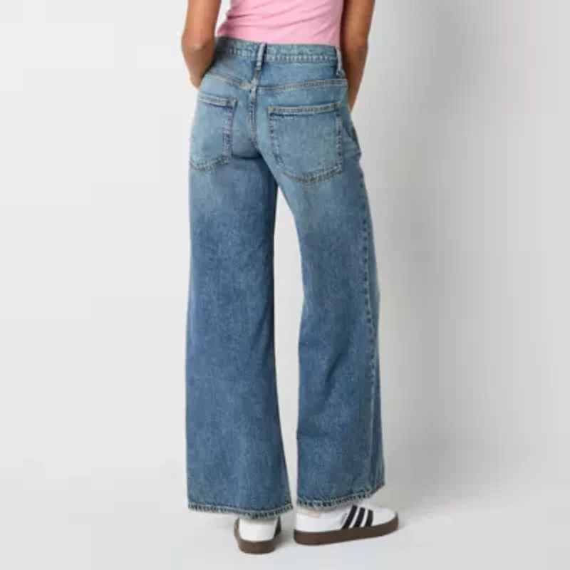 Arizona Juniors Womens Low Rise Baggy Fit Jean