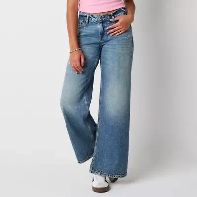 Arizona Juniors Womens Low Rise Baggy Fit Jean