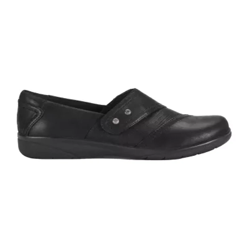 Baretraps Darma Womens Round Closed Toe Clogs