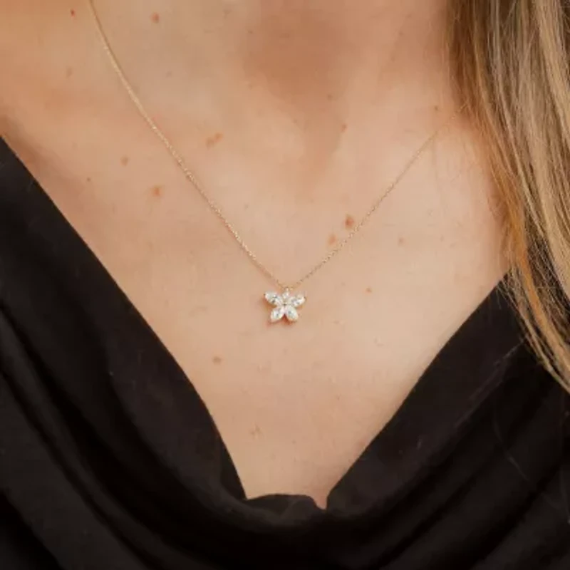 Flower (Si2/G) Womens 3/4 CT. T.W. Lab Grown Yellow Diamond 10K Gold Flower 18 Inch Pendant Necklace