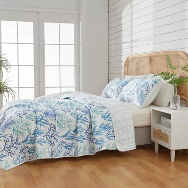 Linery Blue Coral Reversible Quilt Set