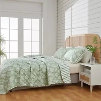 Linery Green Seashell Reversible Quilt Set