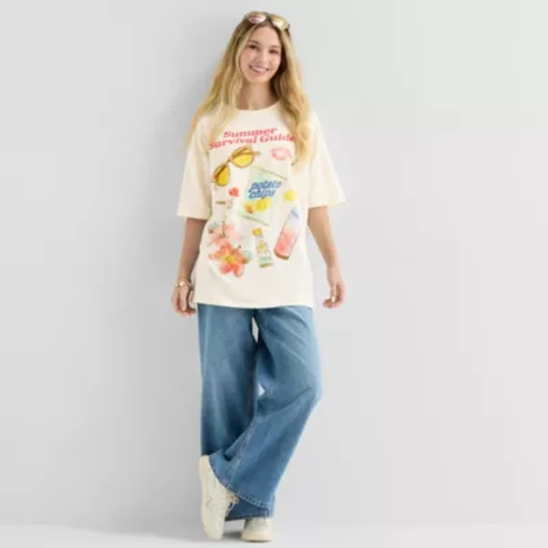 New World Summer Survival Womens Juniors Crew Neck Short Sleeve Oversized Graphic T-Shirt