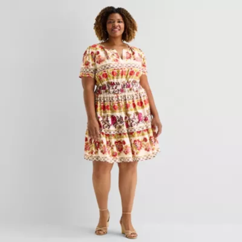Be by CHETTA B Womens Plus Round Neck Short Sleeve Fitted Floral Fit + Flare Dress
