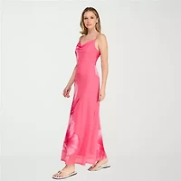 Trixxi Womens Juniors Sleeveless Floral Slip Dress