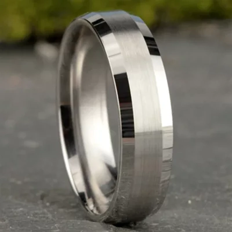 Mens Platinum 6mm Comfort-Fit Wedding Band