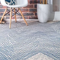 nuLoom Wavy Chevron Outdoor Rectangular Rug