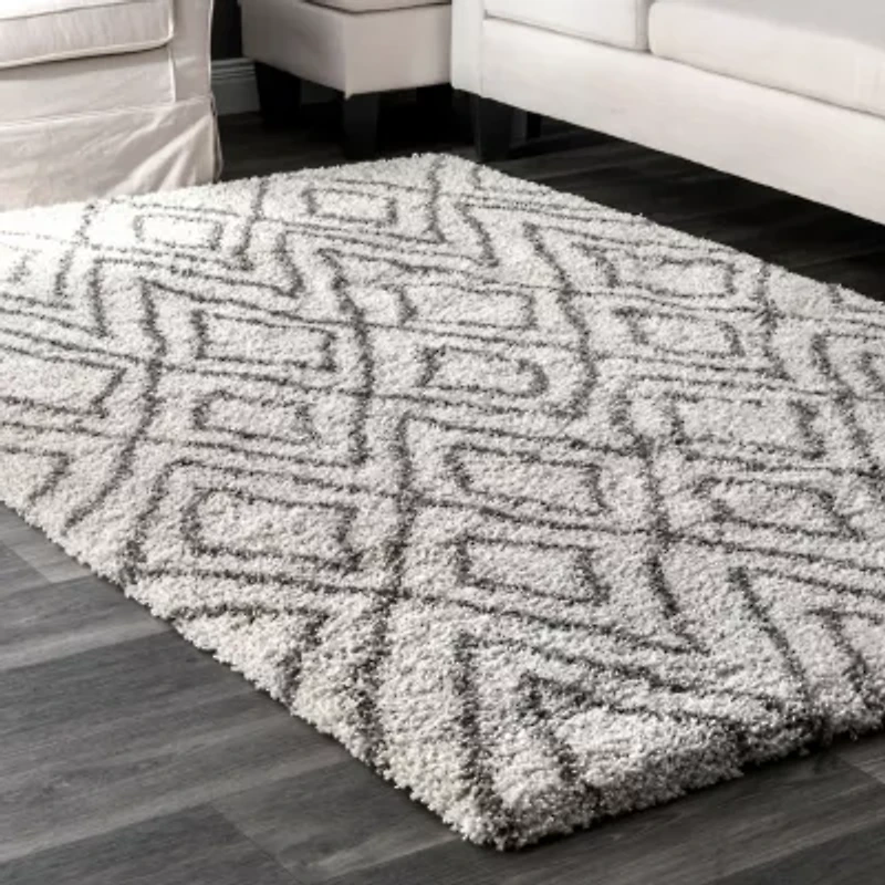 nuLoom Willette Diamond Shaggy Rectangular Rug