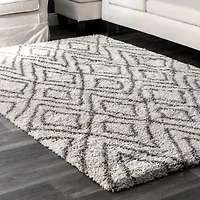 nuLoom Willette Diamond Shaggy Rectangular Rug