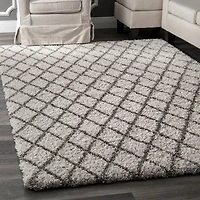 nuLoom Lenita Trellis Shaggy Rectangular Rug