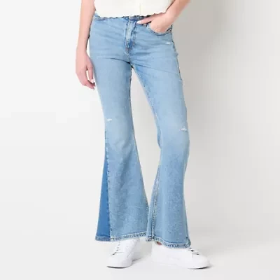Arizona Curvy Womens Juniors High Rise Flare Leg Jean