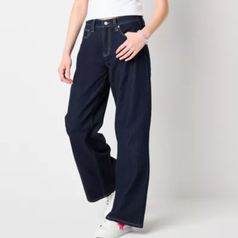 Arizona Juniors Womens Low Rise Baggy Fit Jean