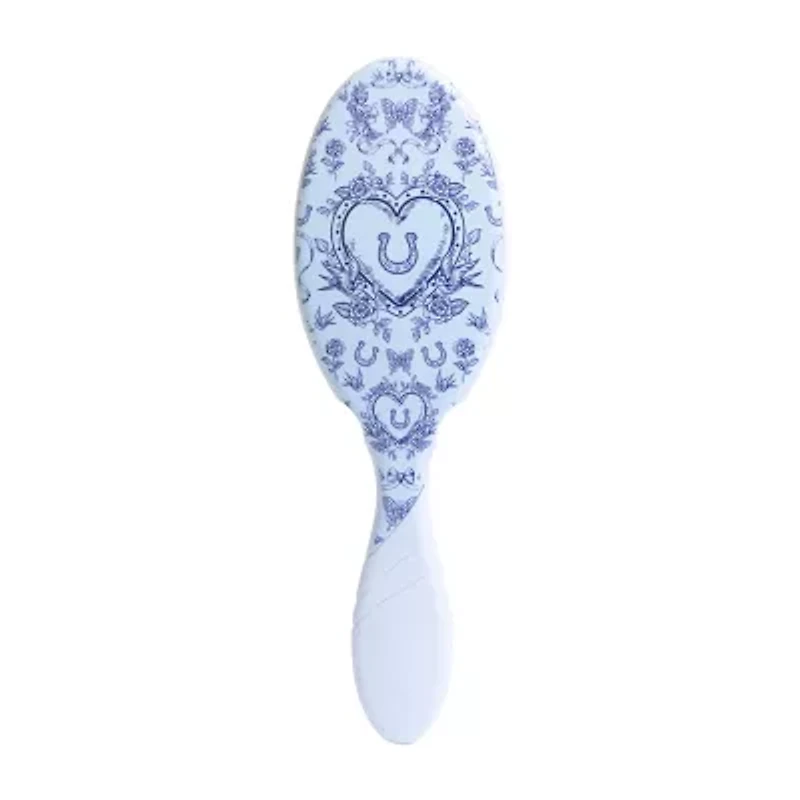The Wet Brush Detangling