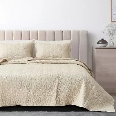 Linery Geometric Pinsonic 3-pc. Reversible Quilt Set