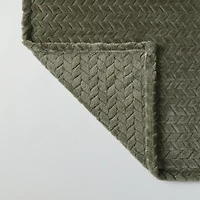 Echo Plush Throw