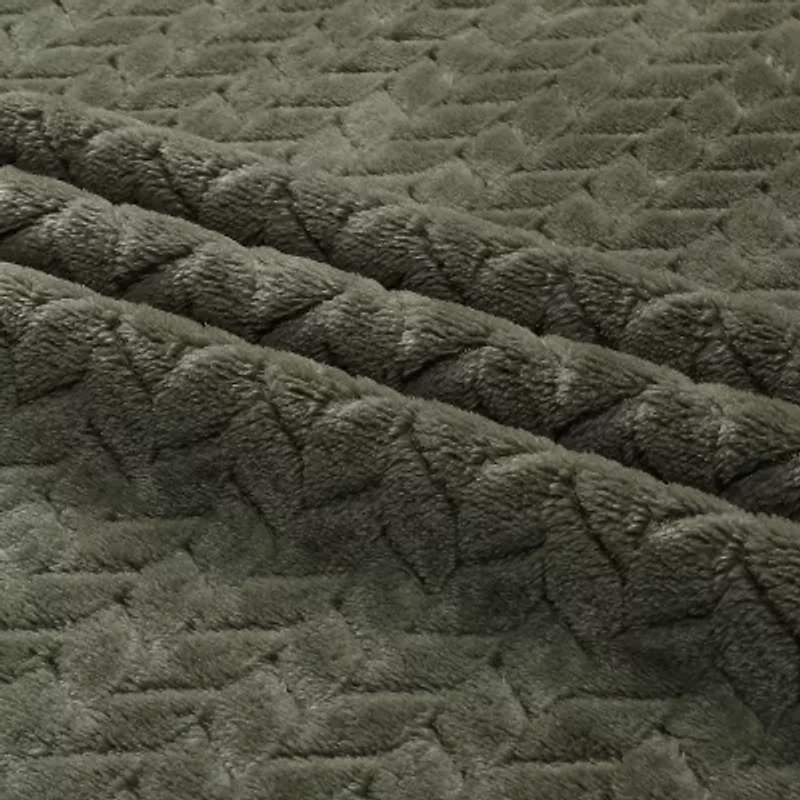Echo Plush Throw