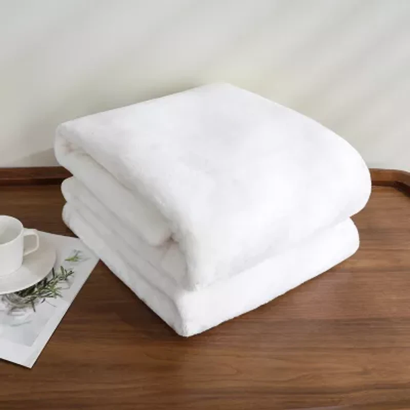 Ellora Plush Heavyweight Throw