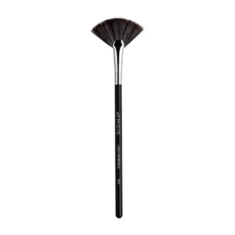 Sigma Beauty F42 Strobing Fan Brush