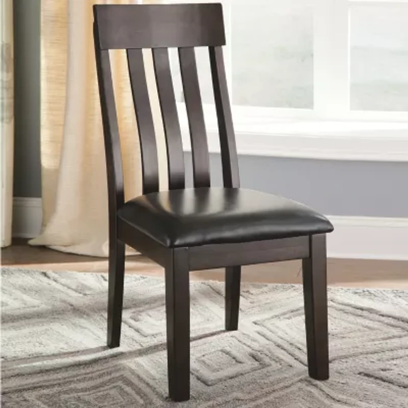 Signature Design by Ashley® Towson 5-Pc Standard Height Dining Set
