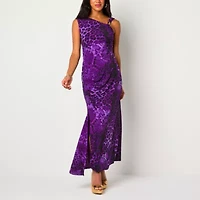 Bold Elements Womens Sleeveless Animal Maxi Dress