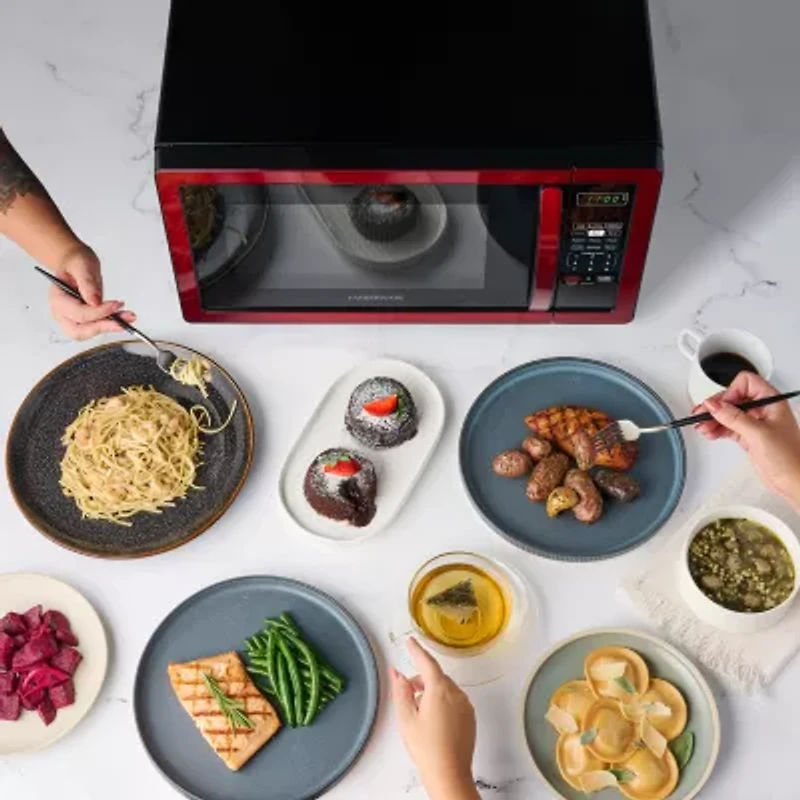 Farberware Classic 1.1 cu ft 1000-Watt Microwave Oven