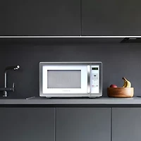 Farberware Classic 1.1 cu ft 1000-Watt Microwave Oven