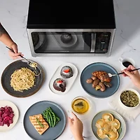 Farberware Professional FMO12AHTBKE 1000-Watt 1.2 Cu. Ft. Microwave Oven with Sensor