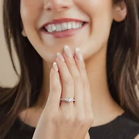 G / Si2) Womens CT. T.W. Lab Grown White Diamond 10K Gold Round Side Stone Engagement Ring