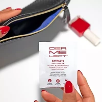 Dermelect 3 In 1 Soy Wipe Nail Polish Remover