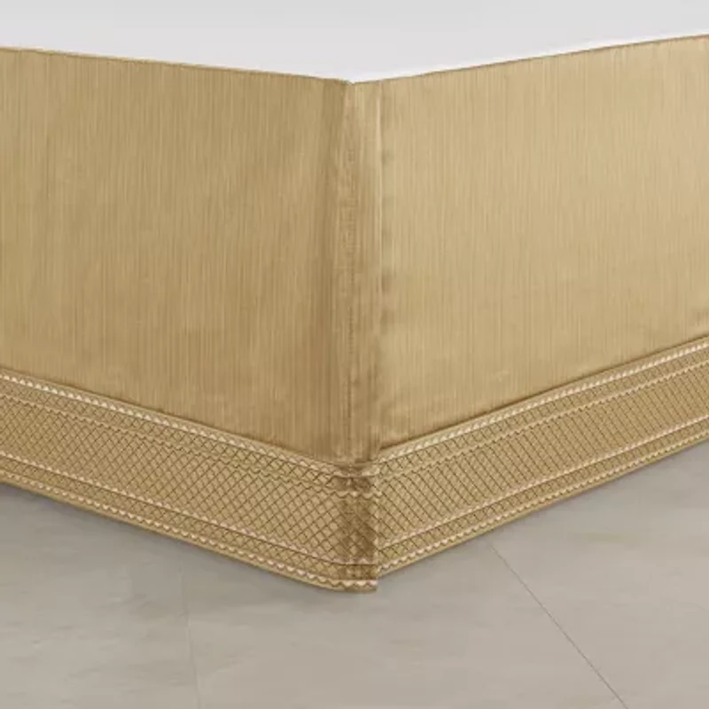 Queen Street Augustina 4-pc. Midweight Embellished Comforter Set