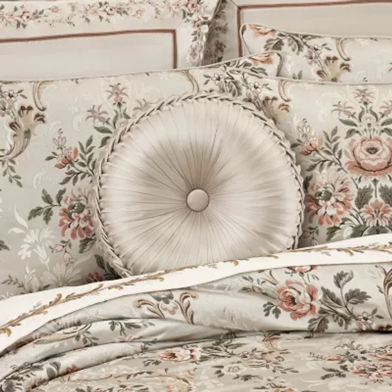 Queen Street Pecora Round Throw Pillow