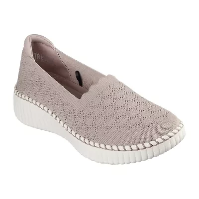 Skechers Wilshire Blvd Womens Closed Toe Slip-On Shoe
