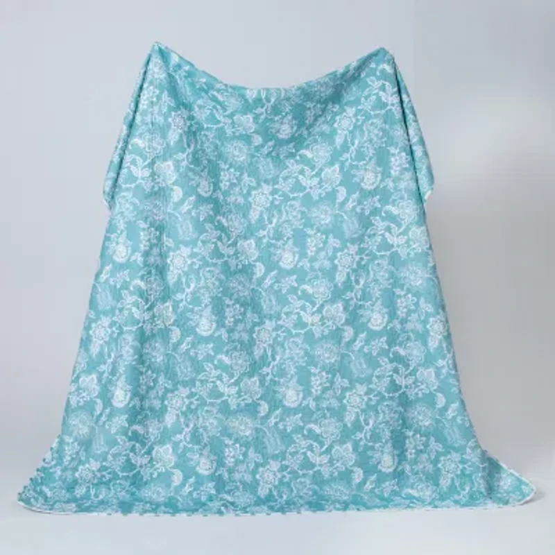 Linery Delicate Floral Reversible Quilt Set