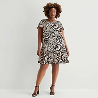 Robbie Bee Womens Plus Round Neck Short Sleeve Shift Dress