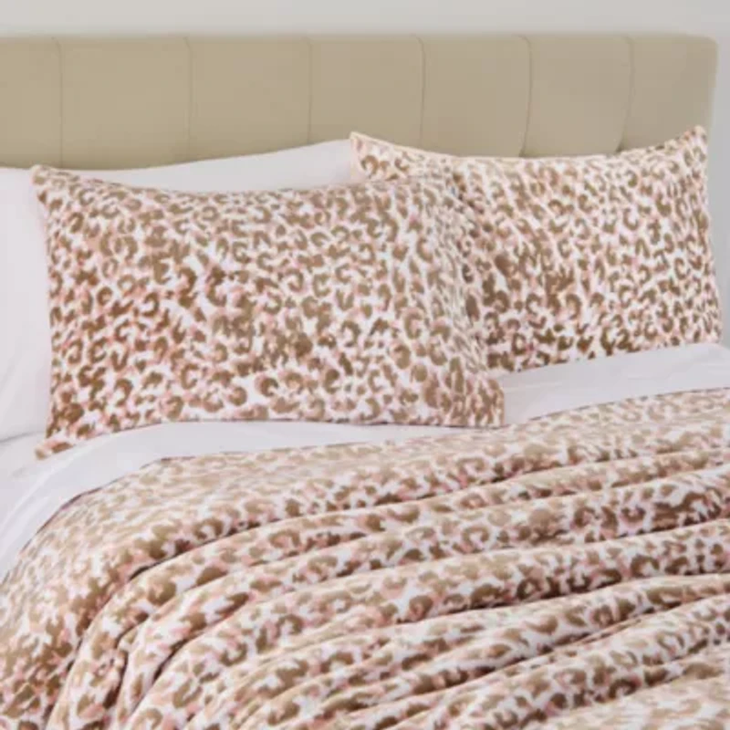 Home Expressions Maisey Midweight Reversible Comforter Set